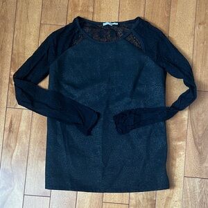 Chic Black Lace Long Sleeve Top